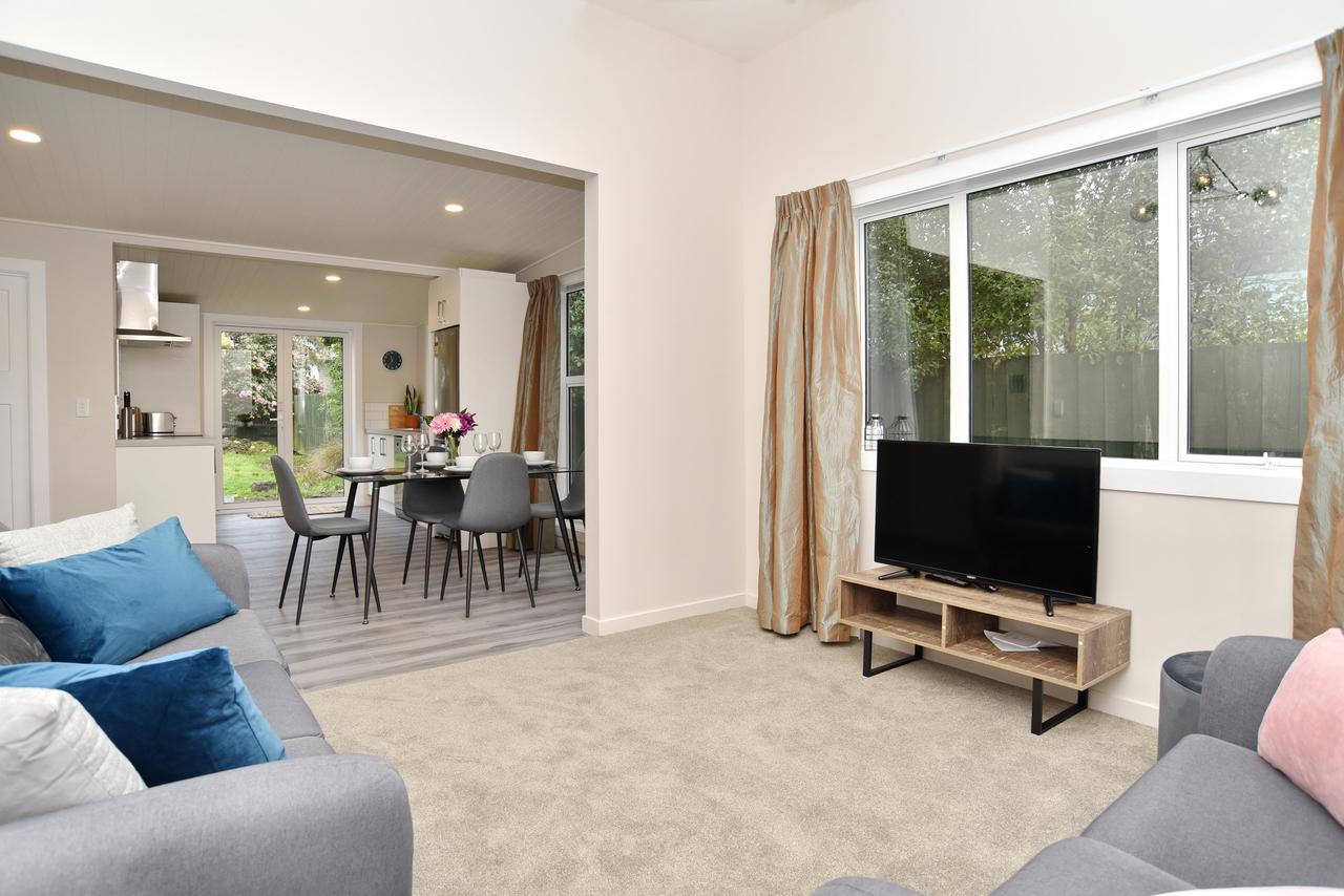 Albemarle Villa - Christchurch Holiday Homes エクステリア 写真