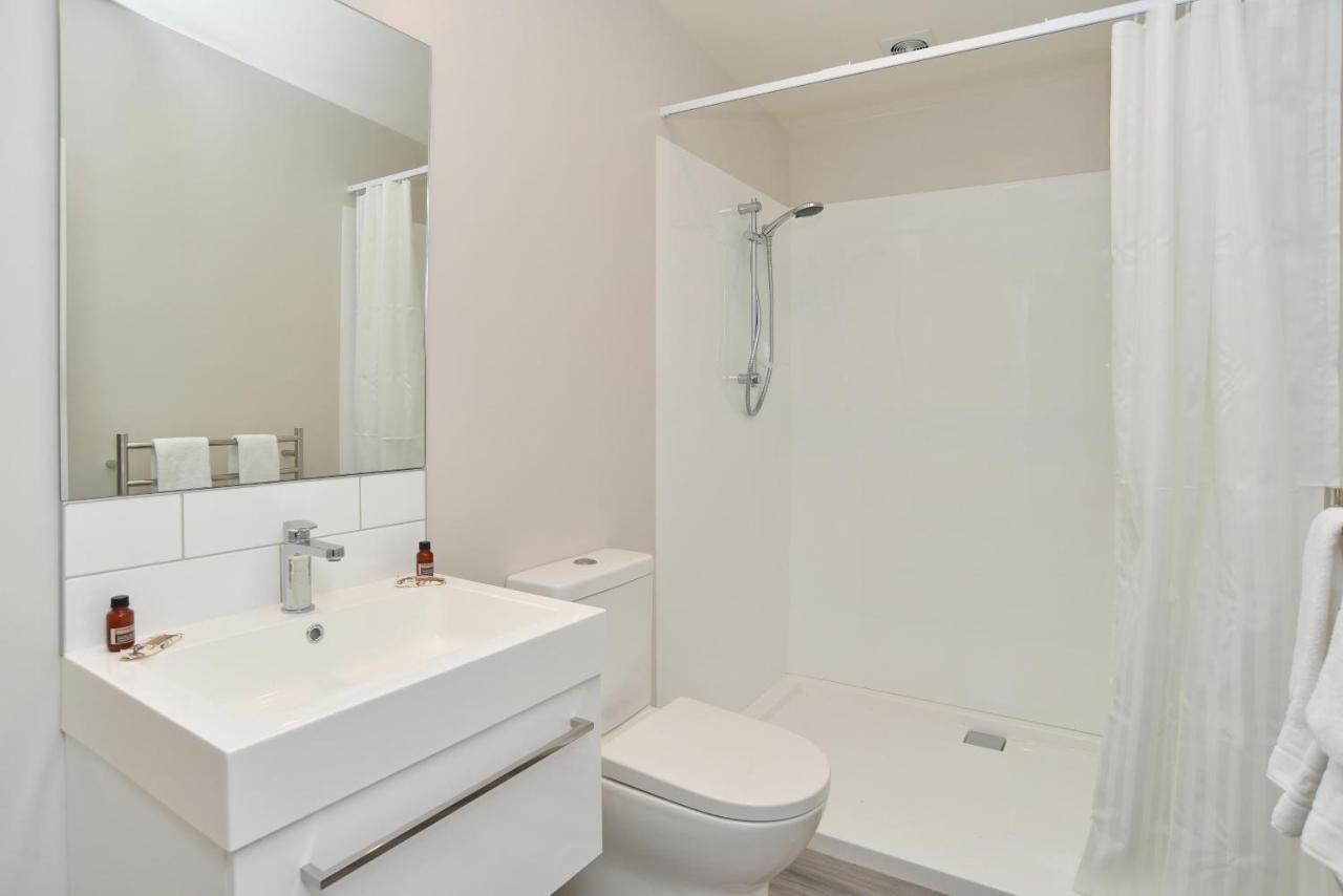 Albemarle Villa - Christchurch Holiday Homes エクステリア 写真