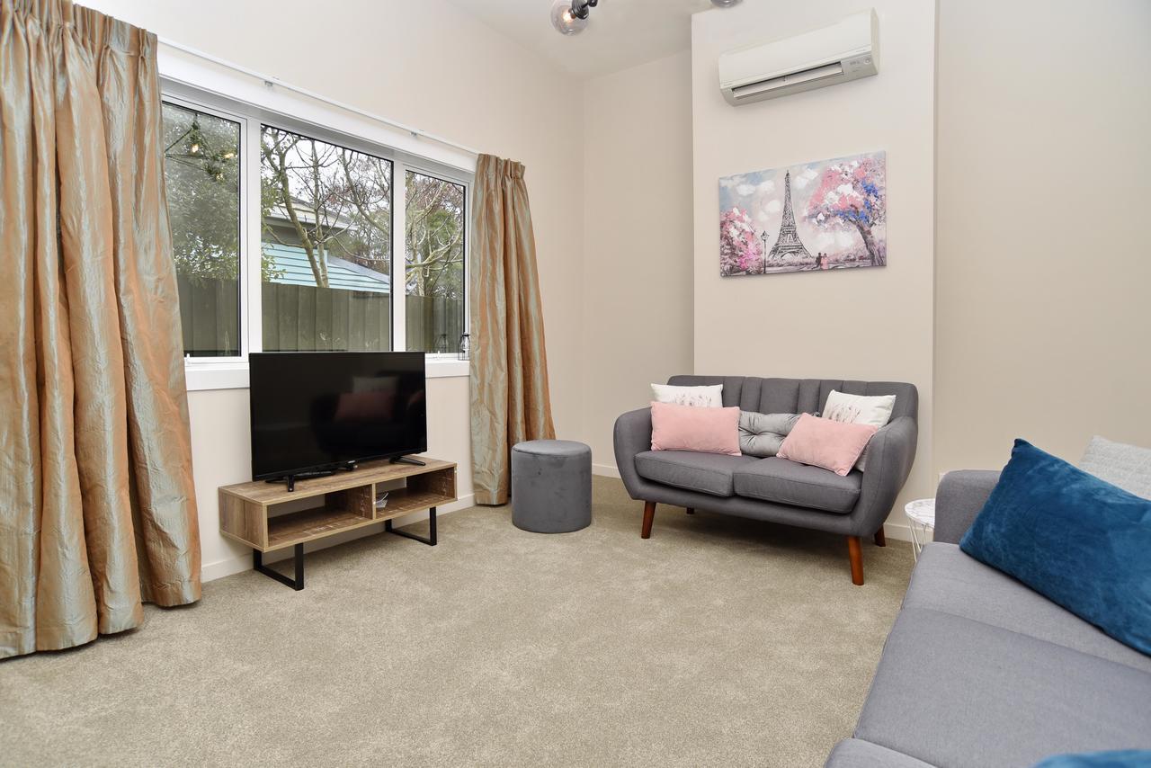 Albemarle Villa - Christchurch Holiday Homes エクステリア 写真