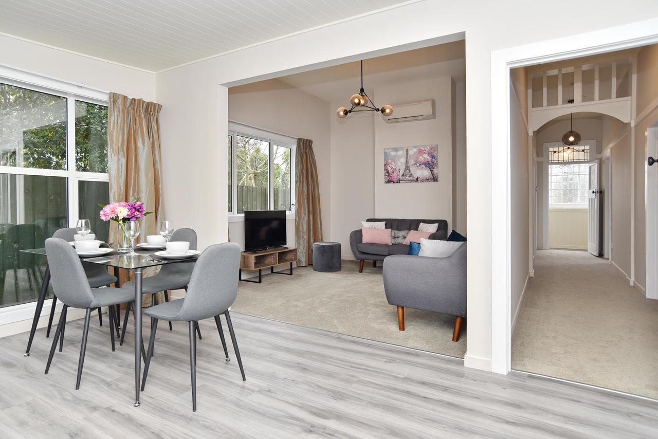 Albemarle Villa - Christchurch Holiday Homes エクステリア 写真
